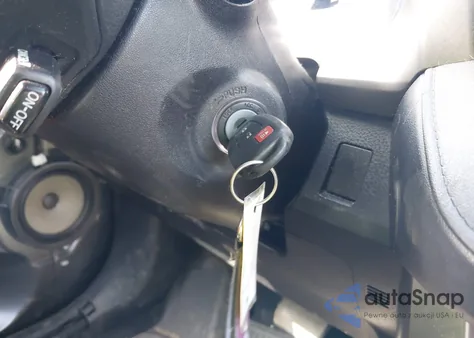 2015 Toyota Rav4 Le z USA, uszkodzony, nr VIN 2T3BFREVXFW385832